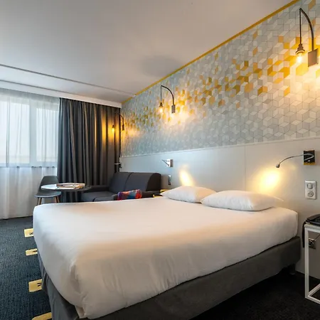 Ibis Styles Nord Hotel 3*