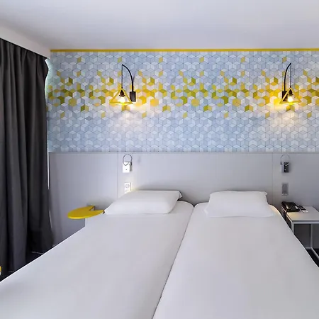 Ibis Styles Nord 3* פואטייה