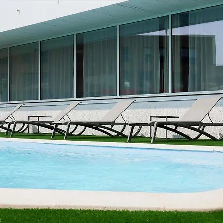 Ibis Styles Nord Hotel 3*