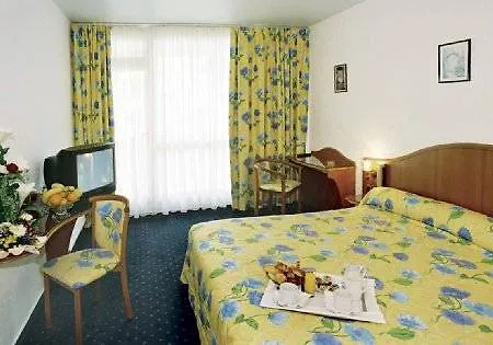 Ibis Styles Nord Hotel 3*